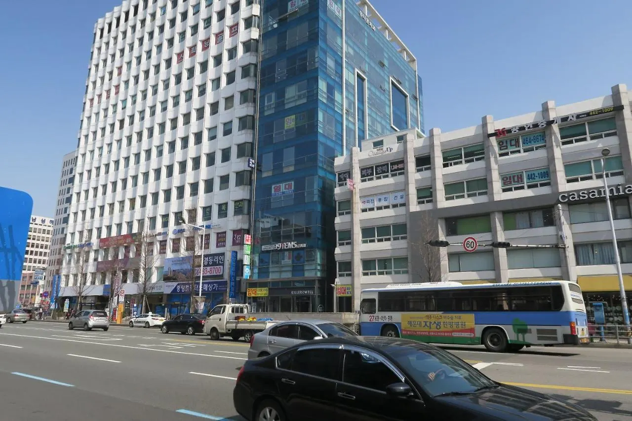 휴-플러스 게스트하우스 부산광역시