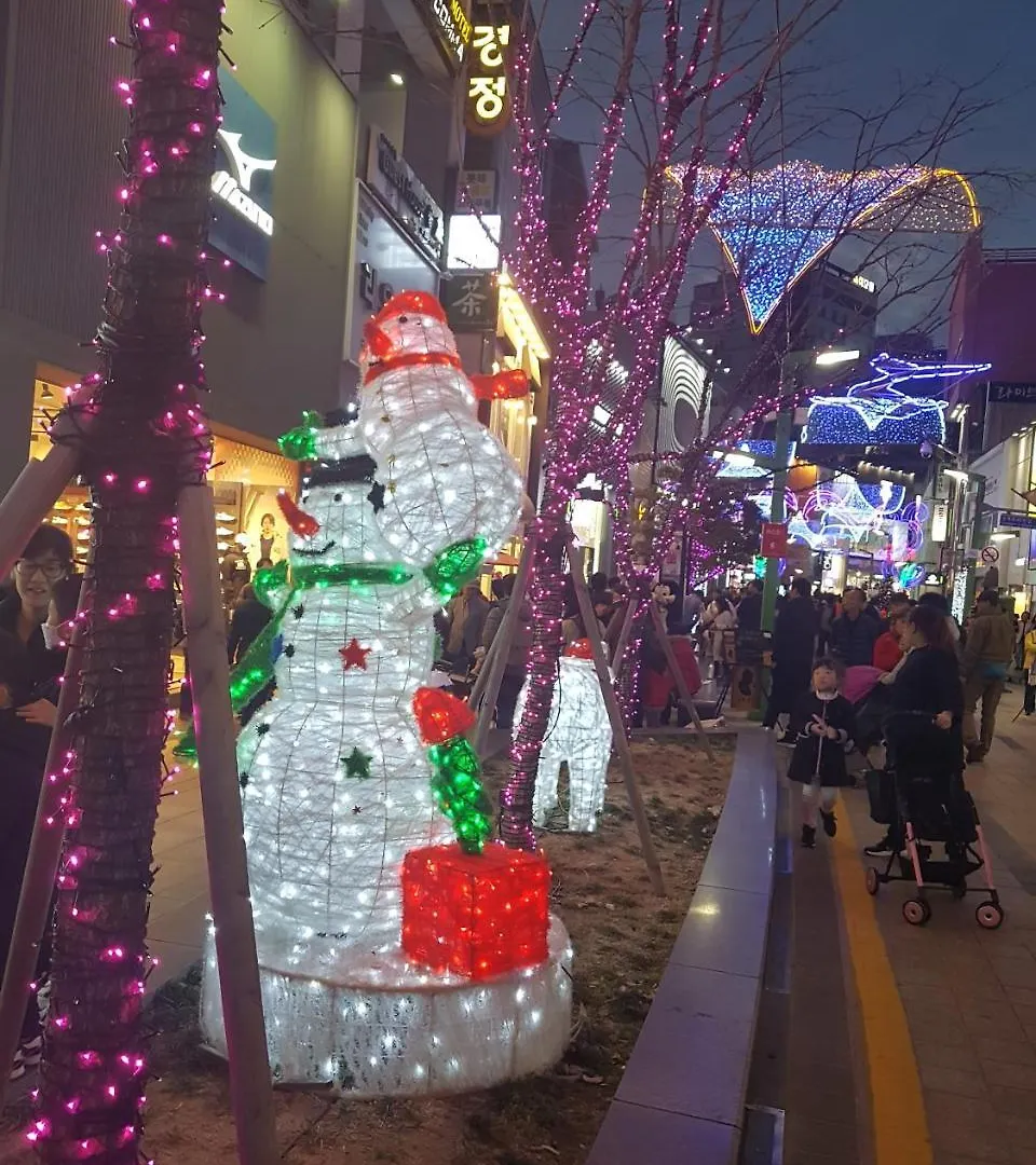 휴-플러스 게스트하우스 부산광역시